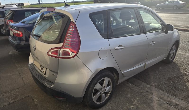 Renault Scénic 1,5DCI 110CV Dynamic lleno