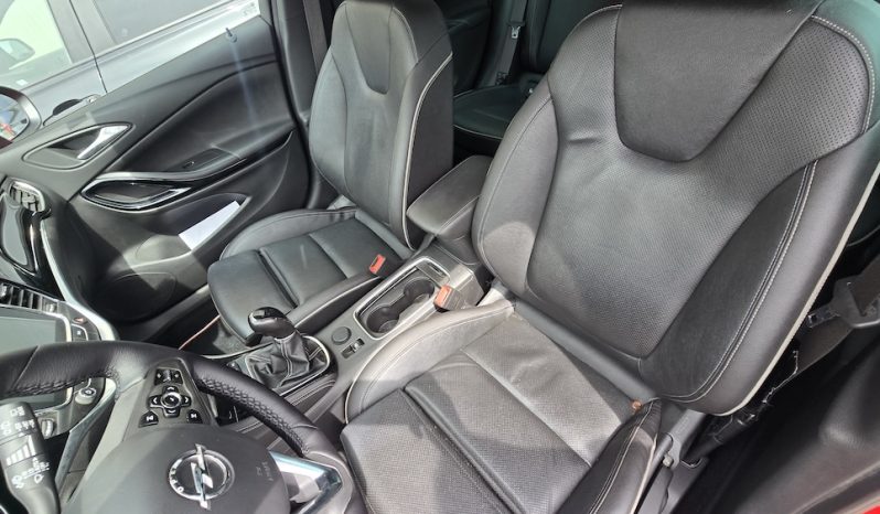 Opel Astra 1,6cdti Biturbo 160CV 2016 lleno