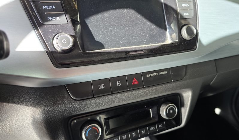 SKODA FABIA 1.0 TSI 95CV lleno