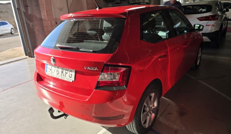SKODA FABIA 1.0 TSI 95CV lleno