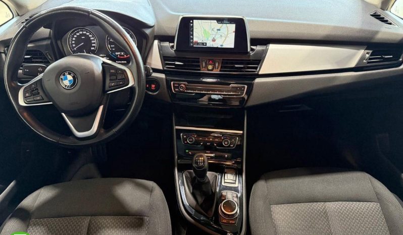 Bmw 216i Touring lleno