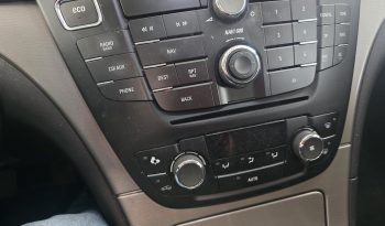 Opel  Insignia 2,0HDi 131CV Busines lleno