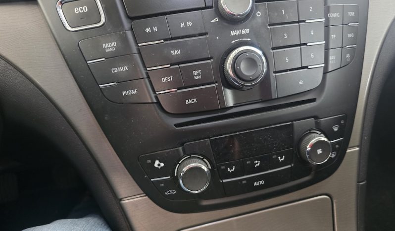 Opel  Insignia 2,0HDi 131CV Busines lleno