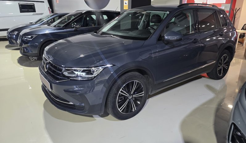 VW Tiguan 1,4i Hybrid SportLine lleno
